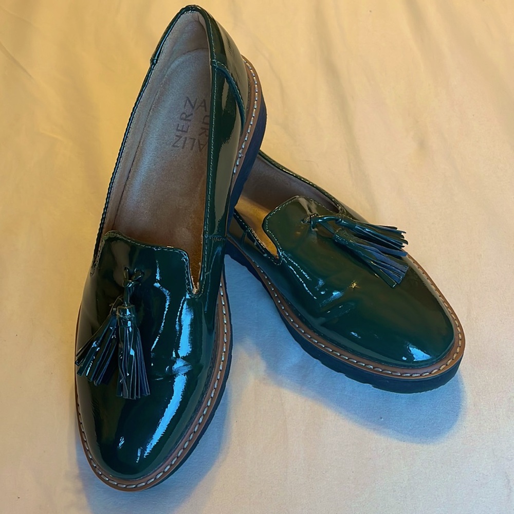 Naturalizer Patent Leather Shoes